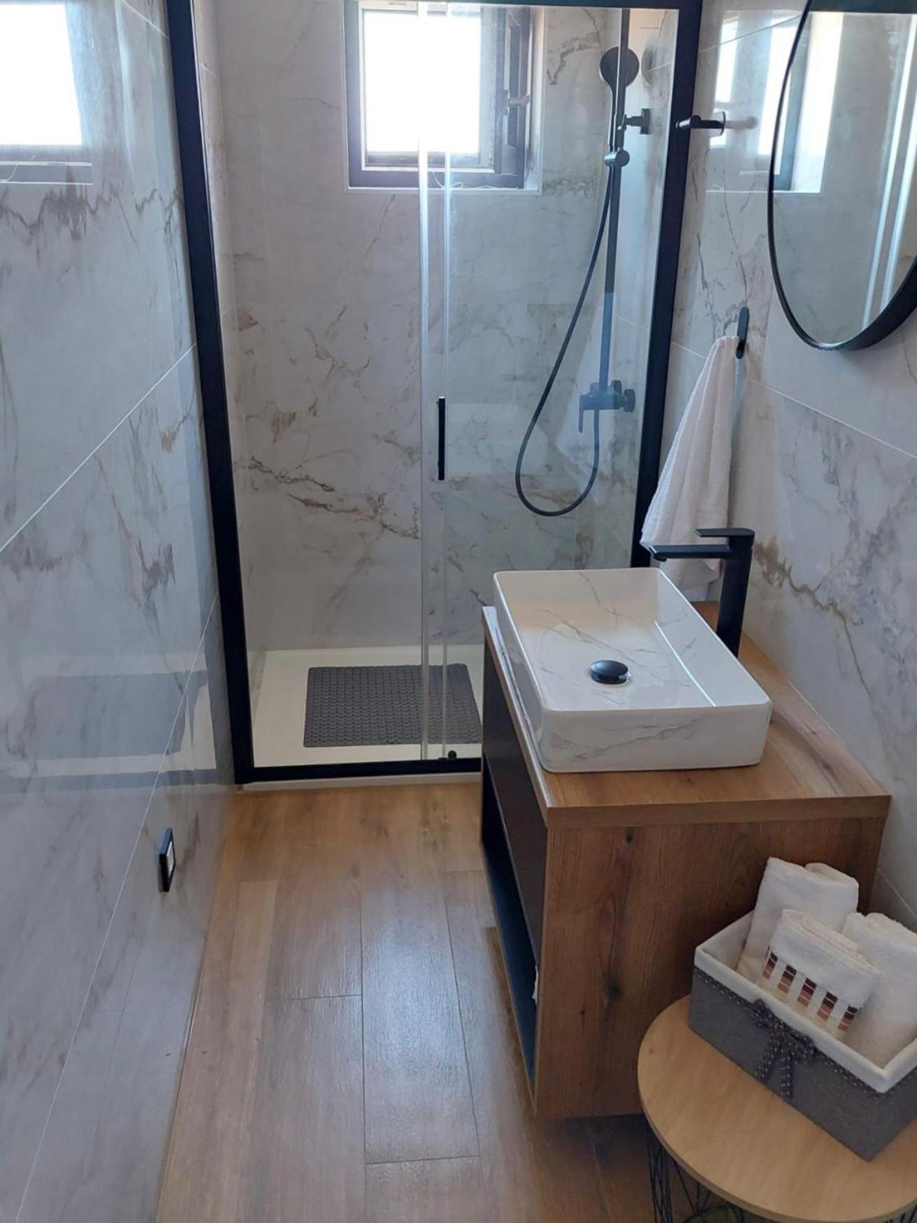 Apartmani Karla Paklenica Starigrad Paklenica Εξωτερικό φωτογραφία