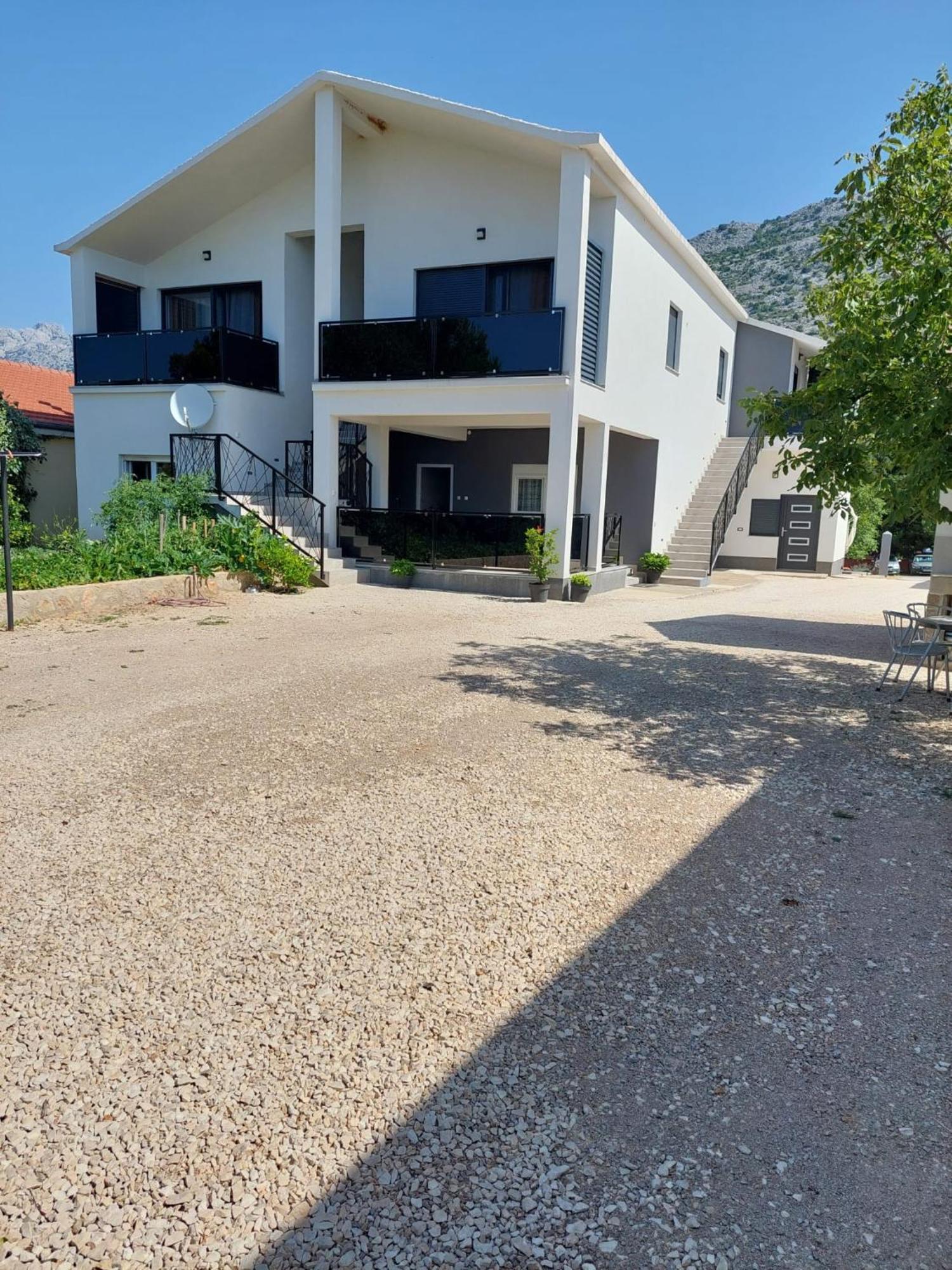 Apartmani Karla Paklenica Starigrad Paklenica Εξωτερικό φωτογραφία