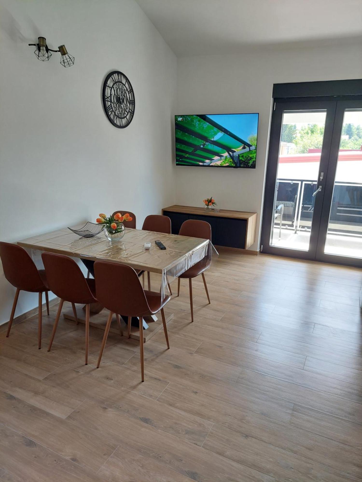 Apartmani Karla Paklenica Starigrad Paklenica Εξωτερικό φωτογραφία