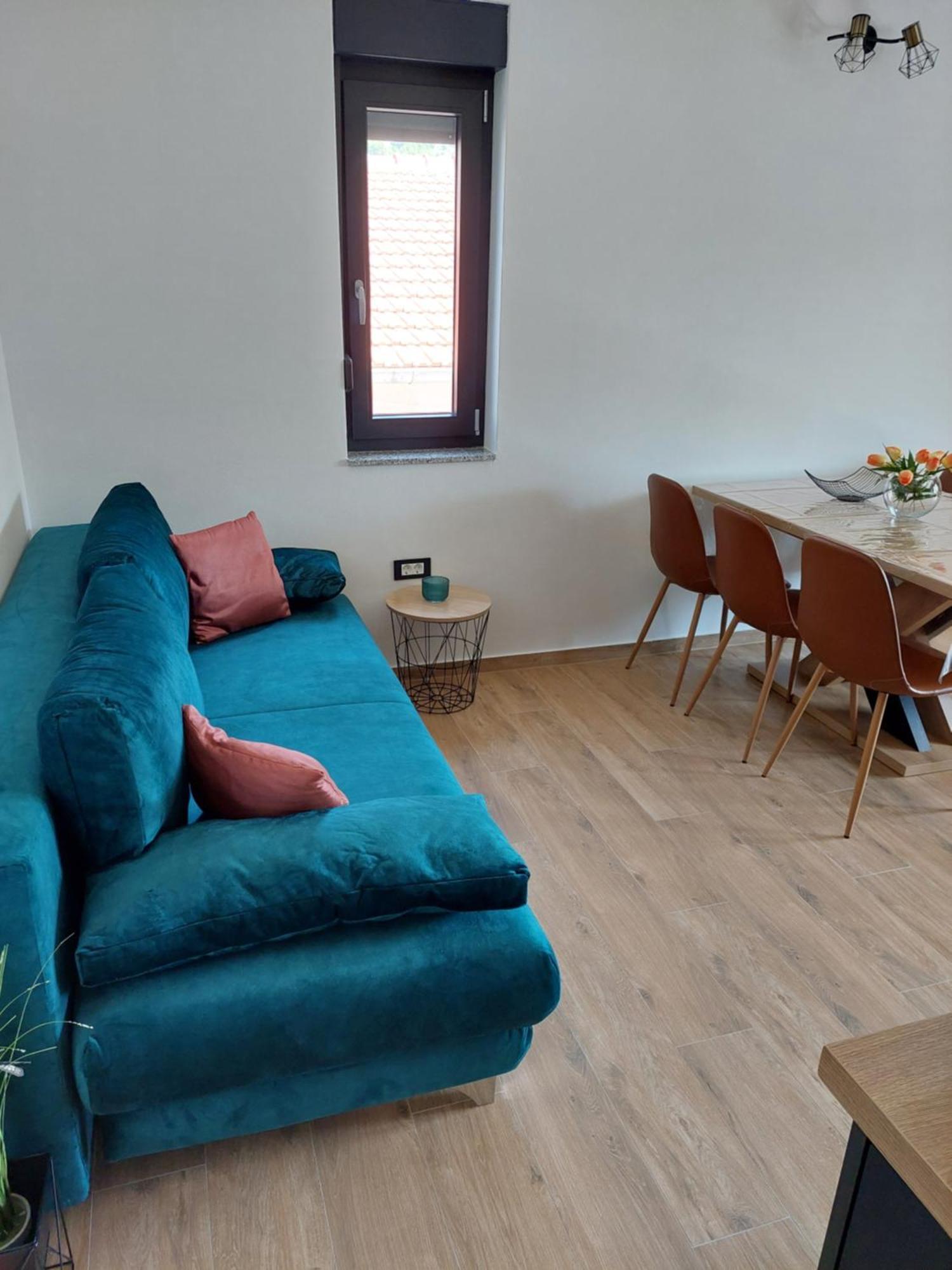 Apartmani Karla Paklenica Starigrad Paklenica Εξωτερικό φωτογραφία