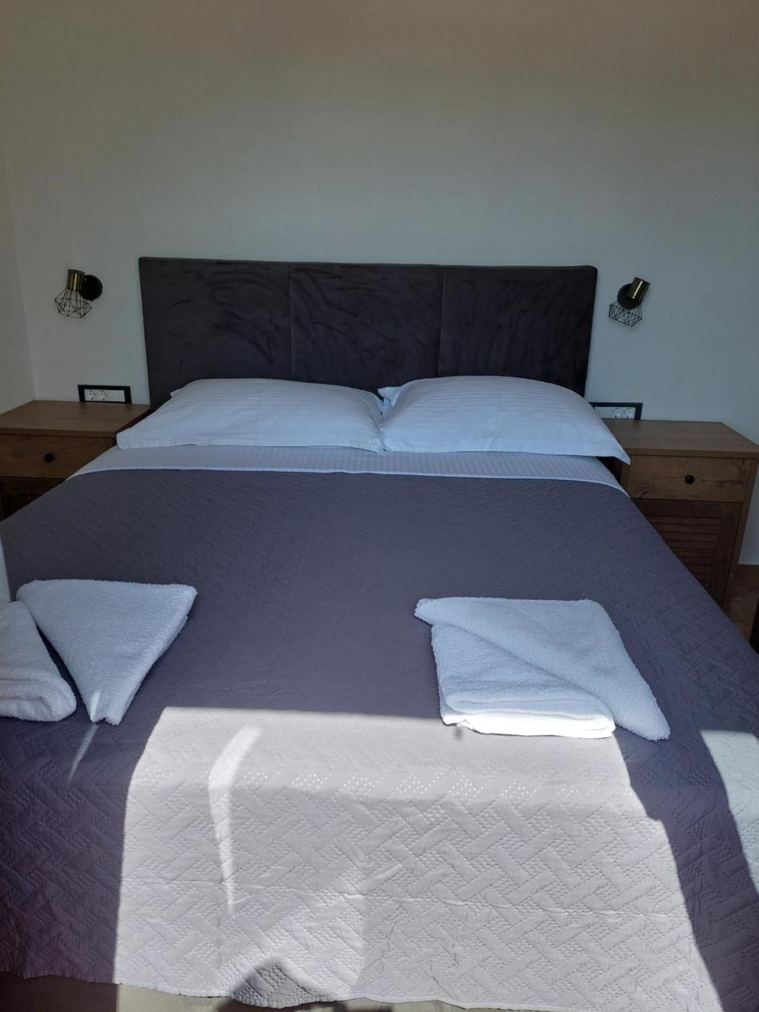 Apartmani Karla Paklenica Starigrad Paklenica Εξωτερικό φωτογραφία