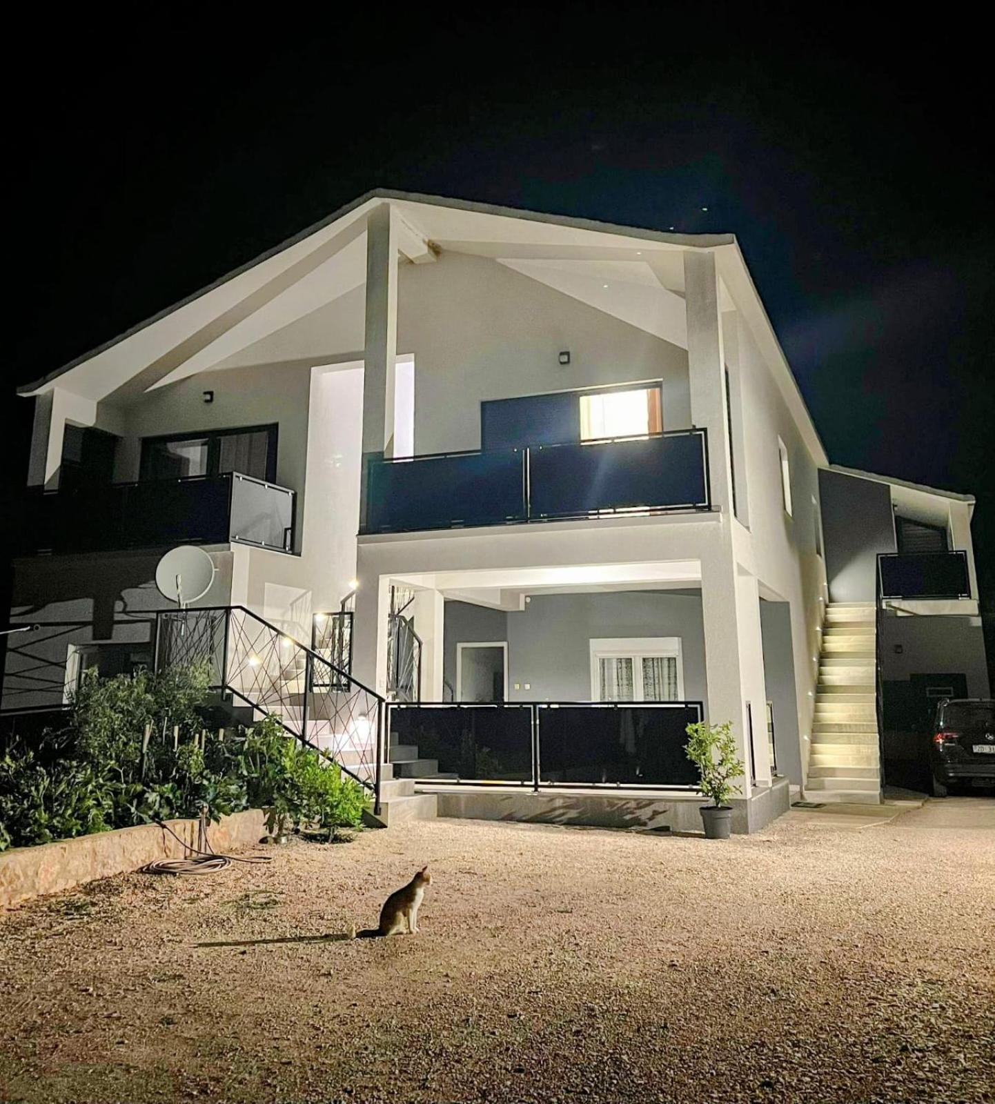 Apartmani Karla Paklenica Starigrad Paklenica Εξωτερικό φωτογραφία