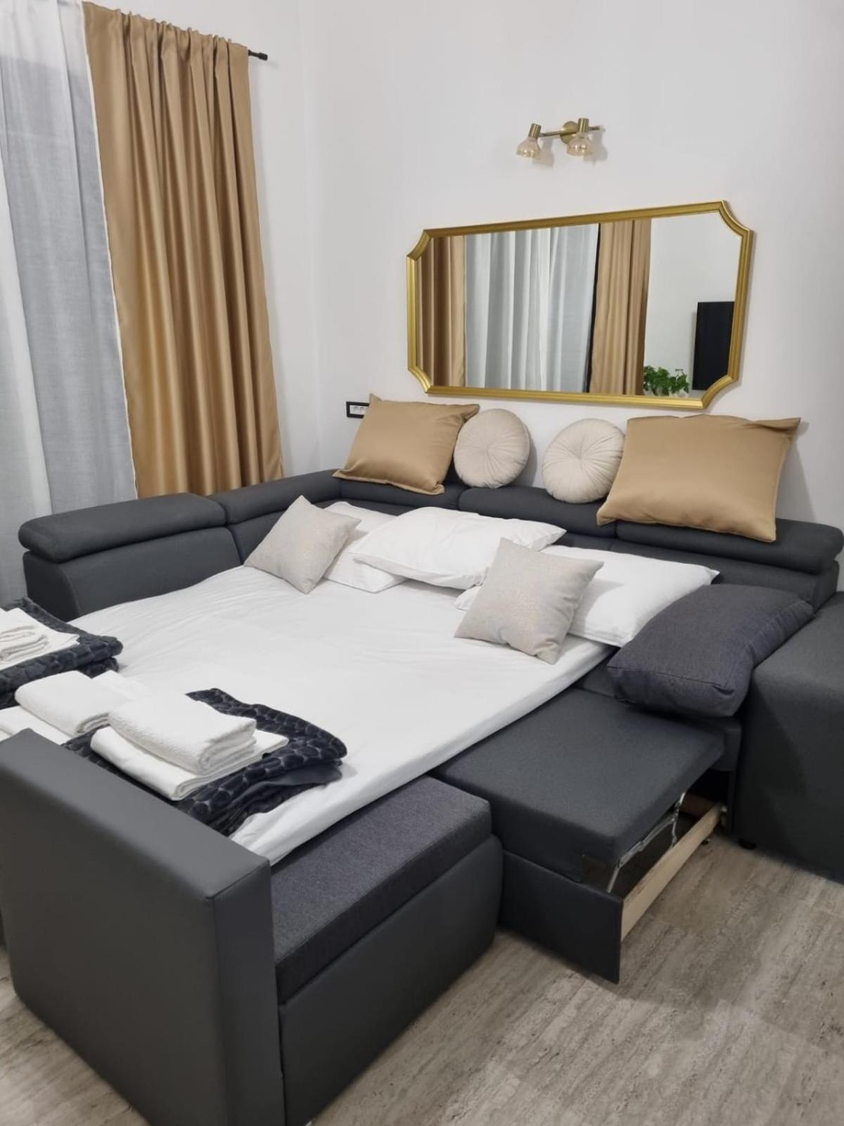 Apartmani Karla Paklenica Starigrad Paklenica Εξωτερικό φωτογραφία